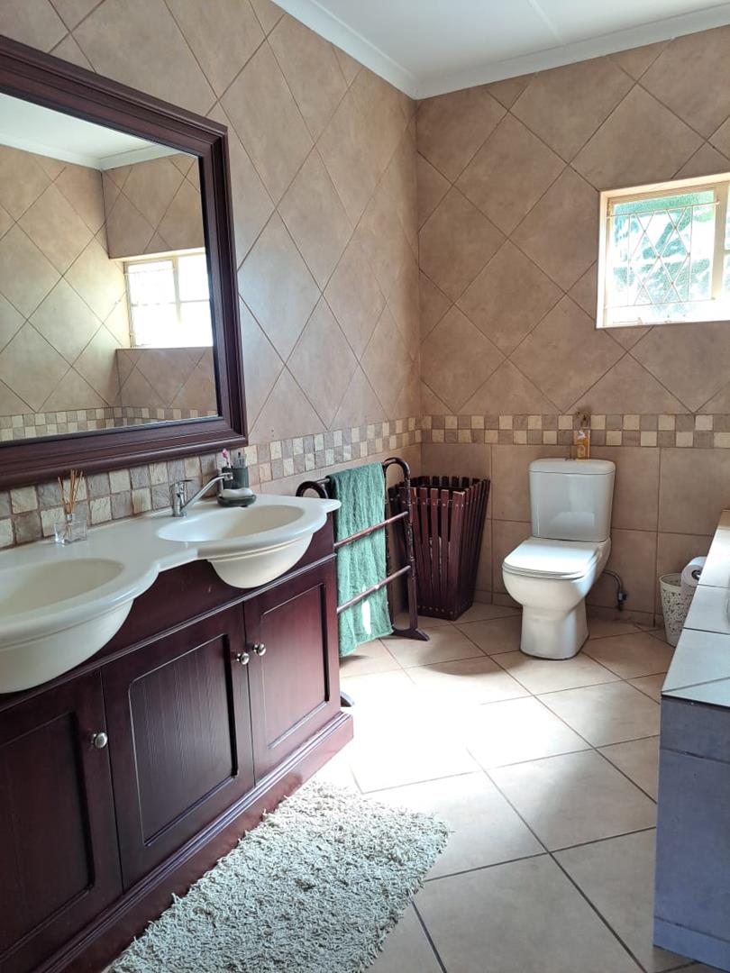 3 Bedroom Property for Sale in Labram Northern Cape